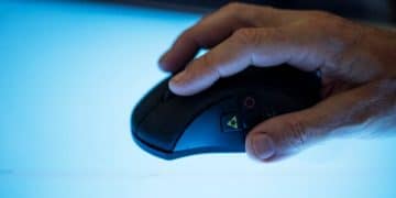 Improve Your Aim: Best Mouse Settings & Sensitivity for PC Shooters in 2025 - Cover Image